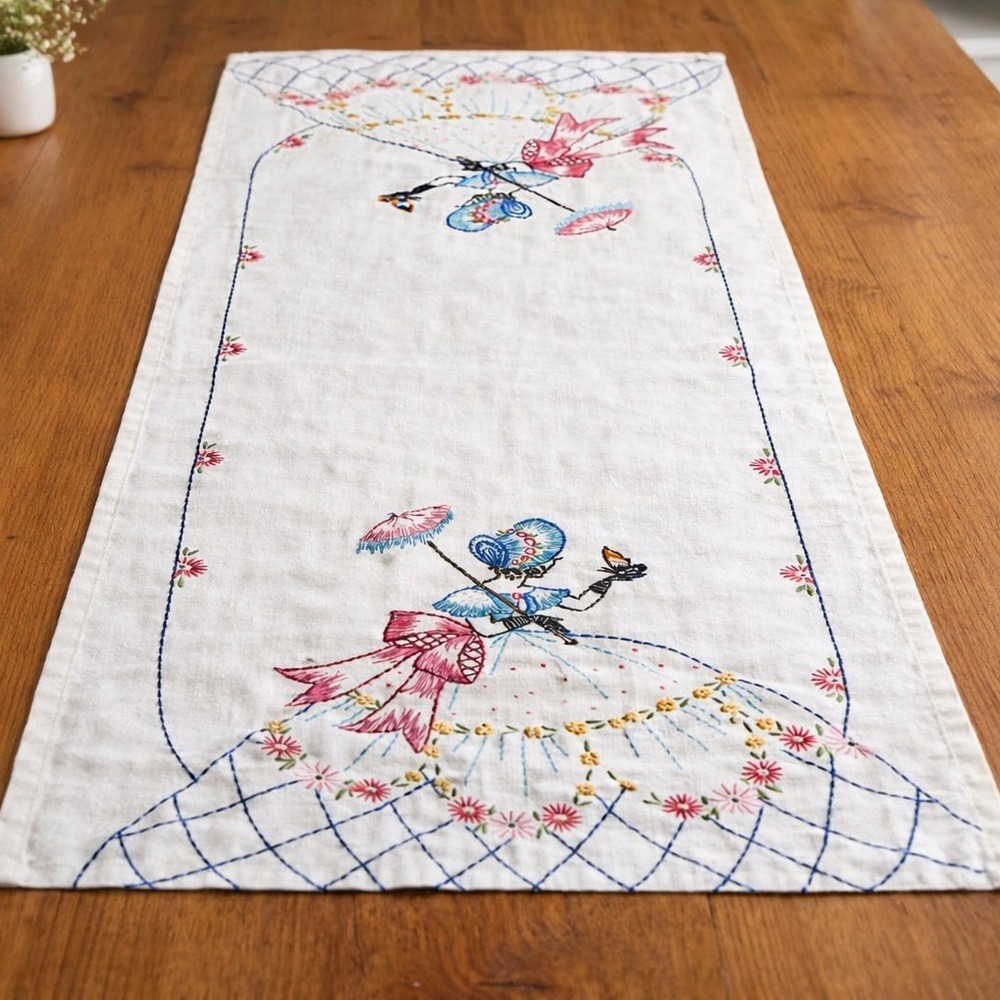 Embroidered Table Runner with Elegant Women‎ Design